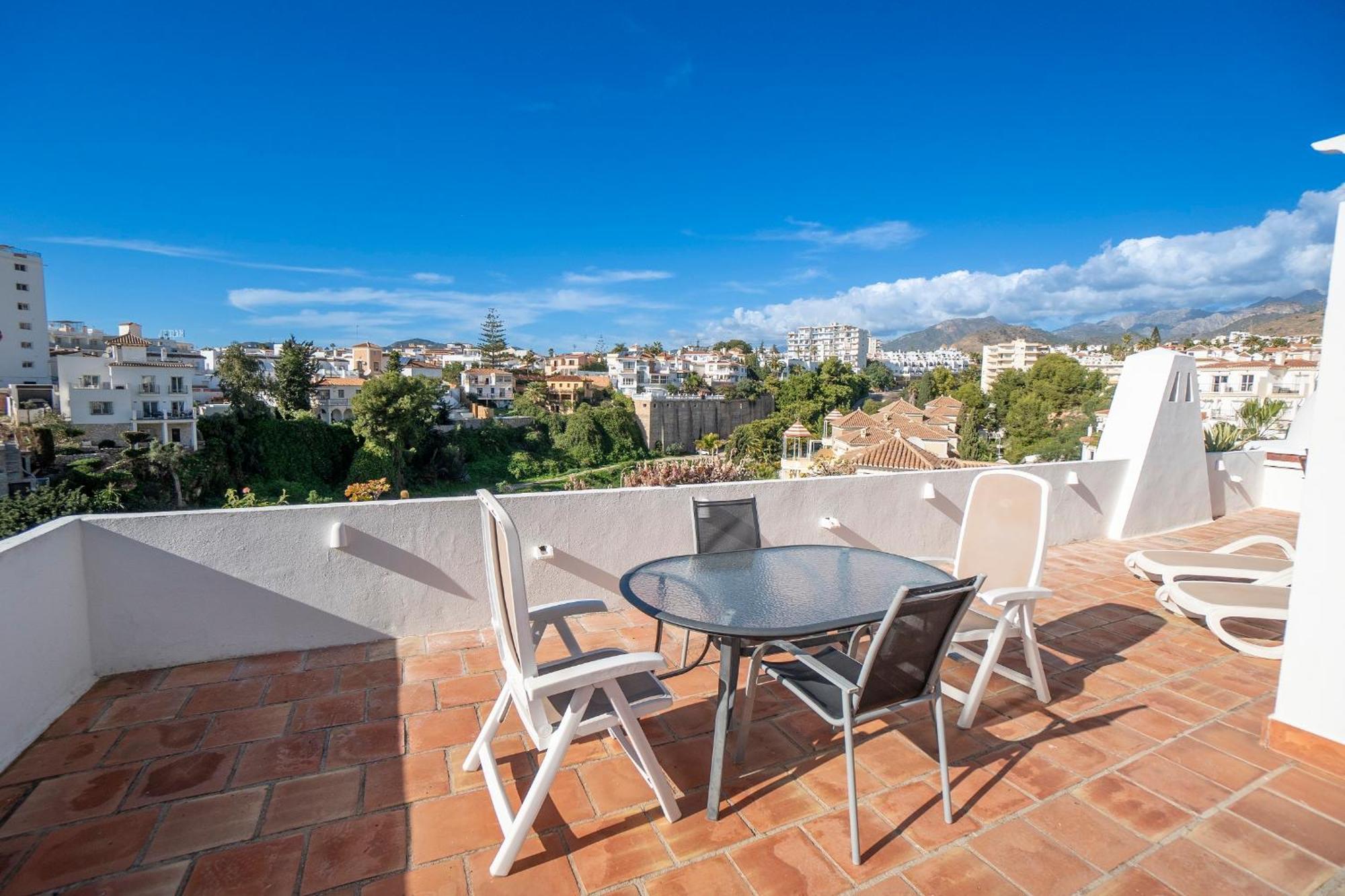Appartamento Residensol 13 Menyber Nerja Esterno foto